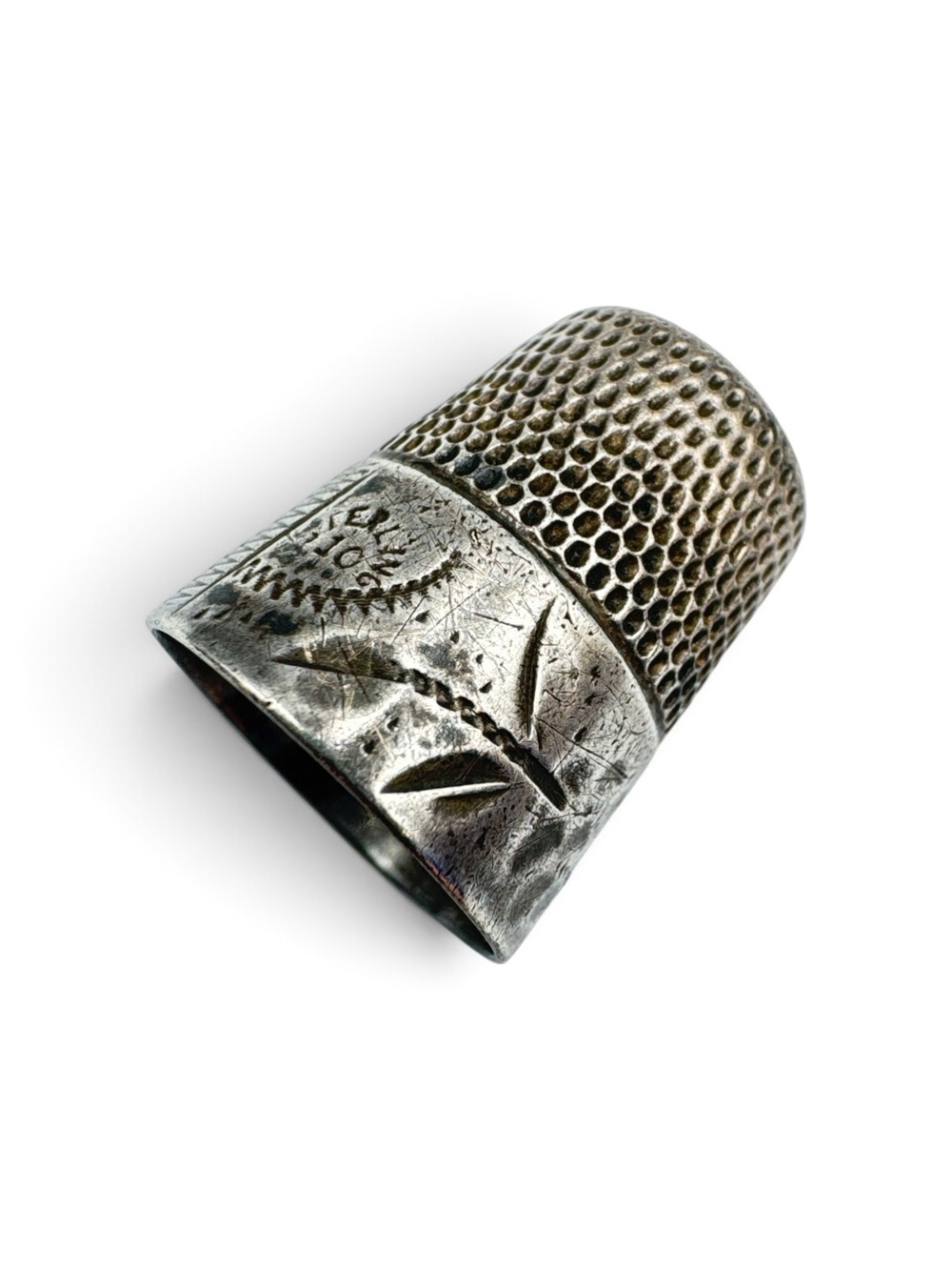 Antique Sterling Silver Engraved Sewing Motif Thimble Size 10 Collectible